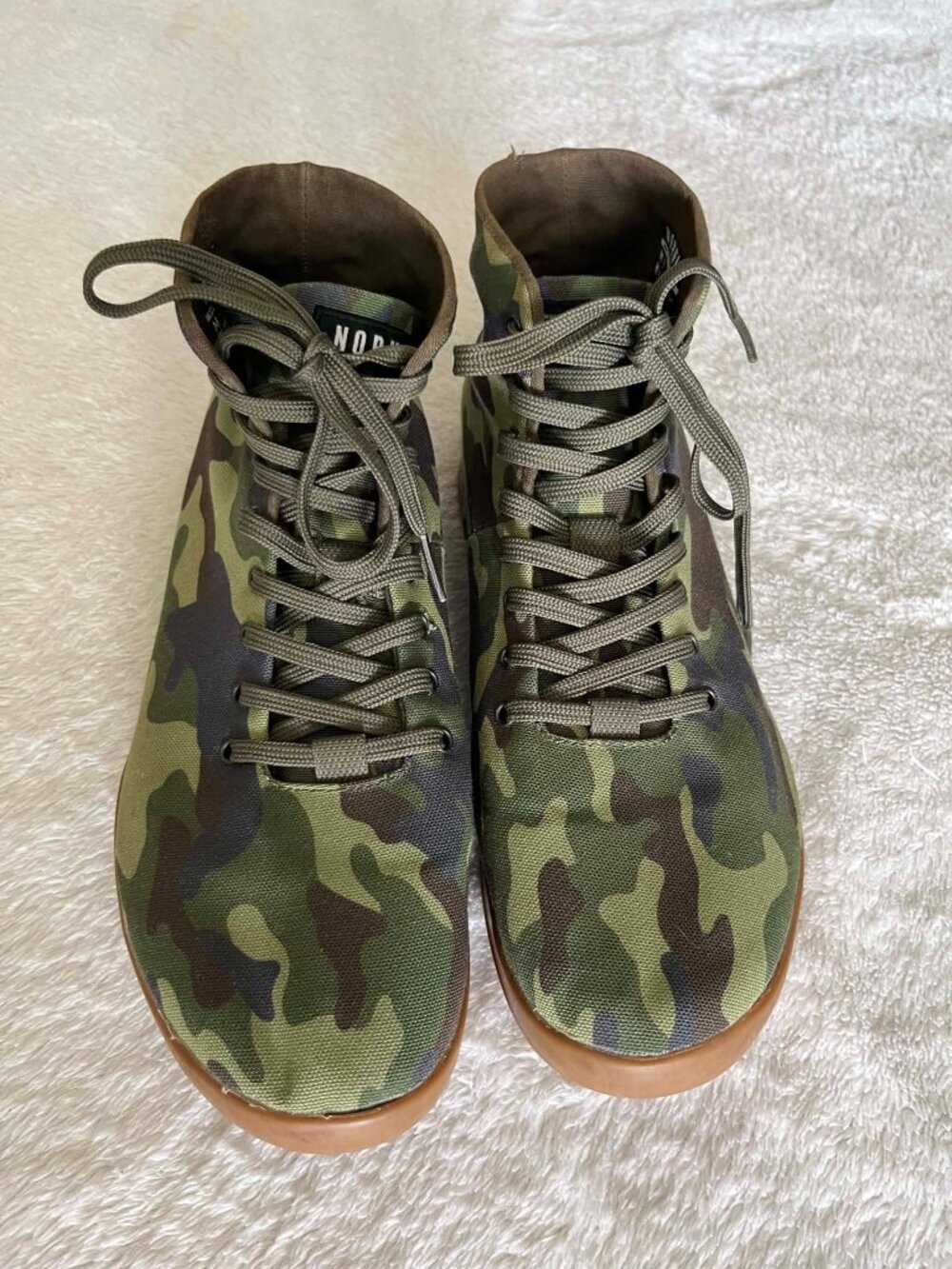Nubull High Top Canvas Trainer Sneaker Shoes Unisex Men's size 11/Women's 12.5